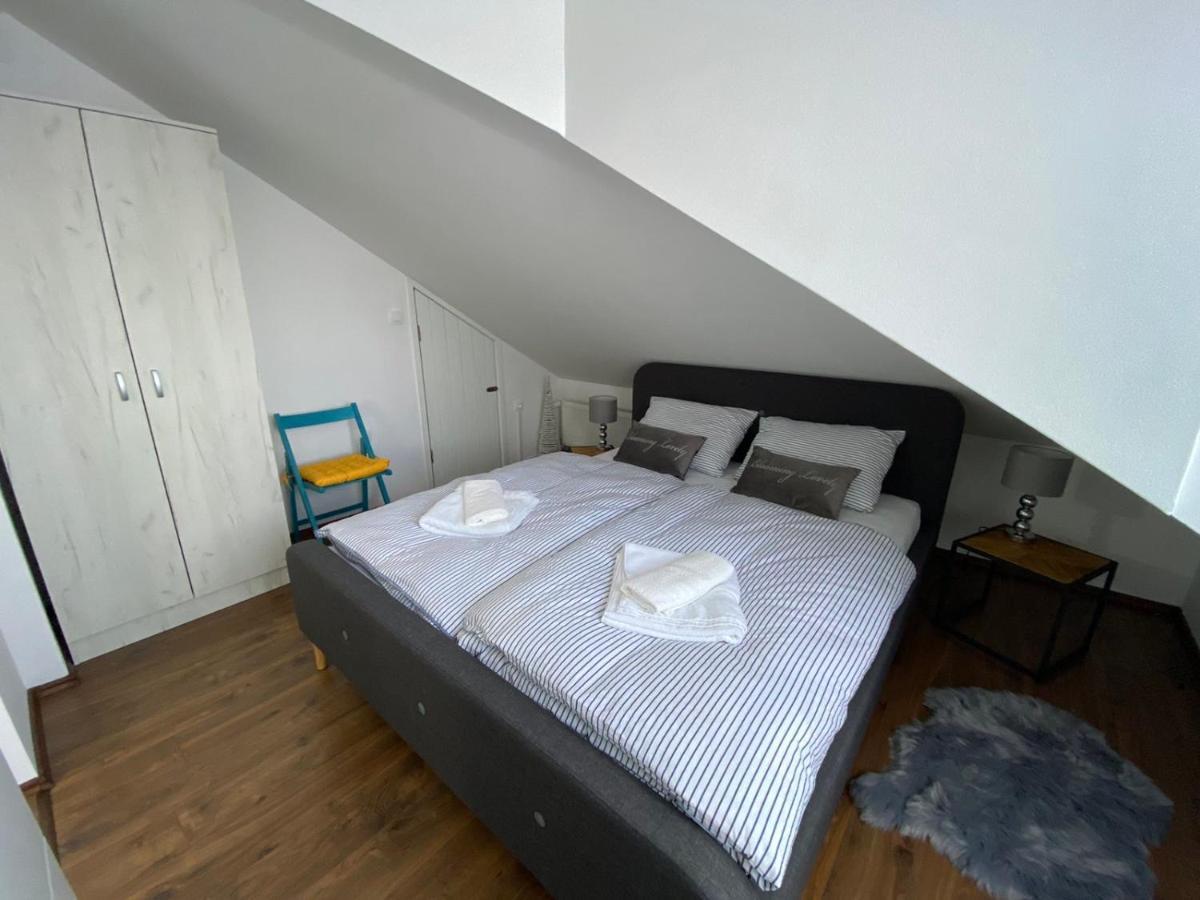 Apartman Pavic Vinkovci Exterior foto